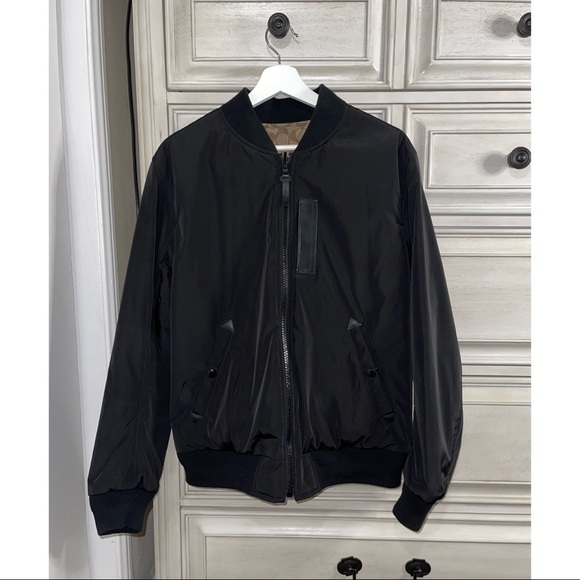 COACH reversible Signature Jacket✨ - Picture 6 of 9